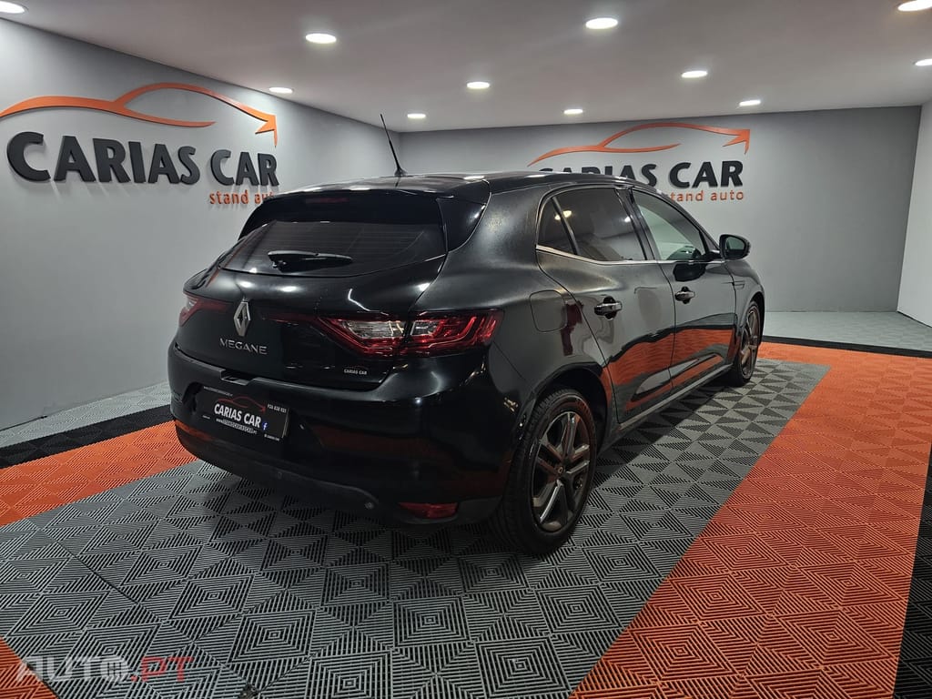 Renault Mégane 1.5 Blue dCi Intens