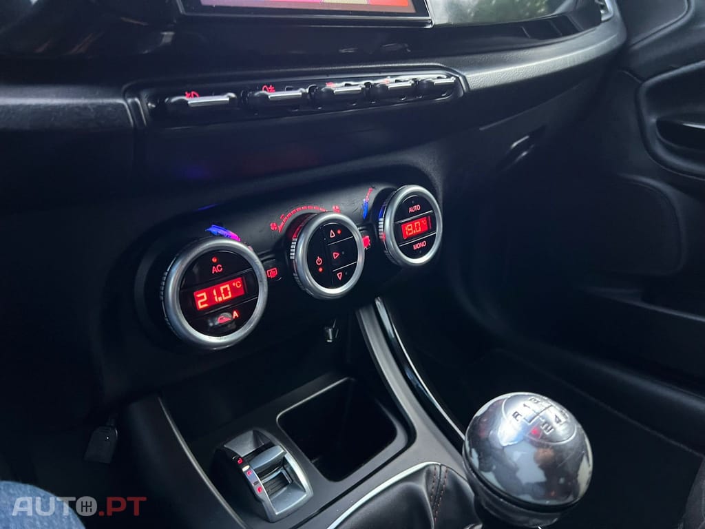 Alfa Romeo Giulietta 1.6 JTDm Distinctive