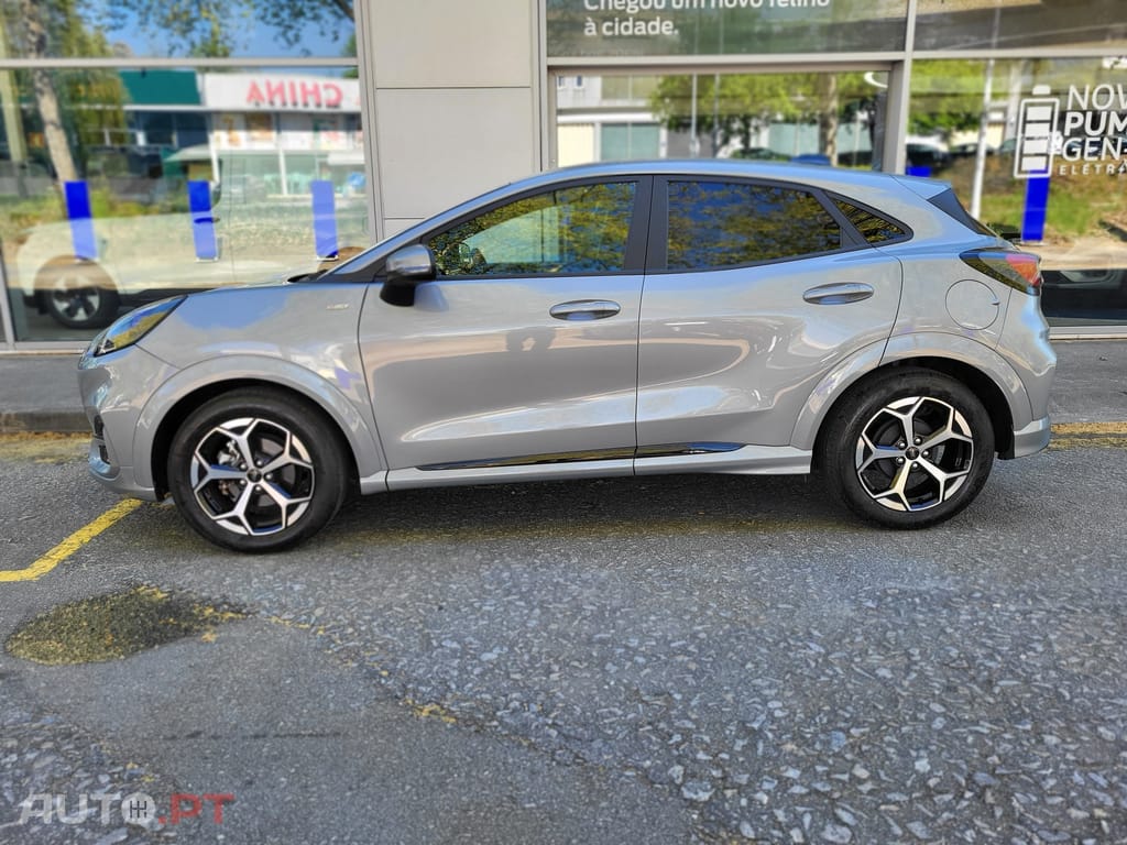Ford Puma 1.0 EcoBoost mHEV ST-Line