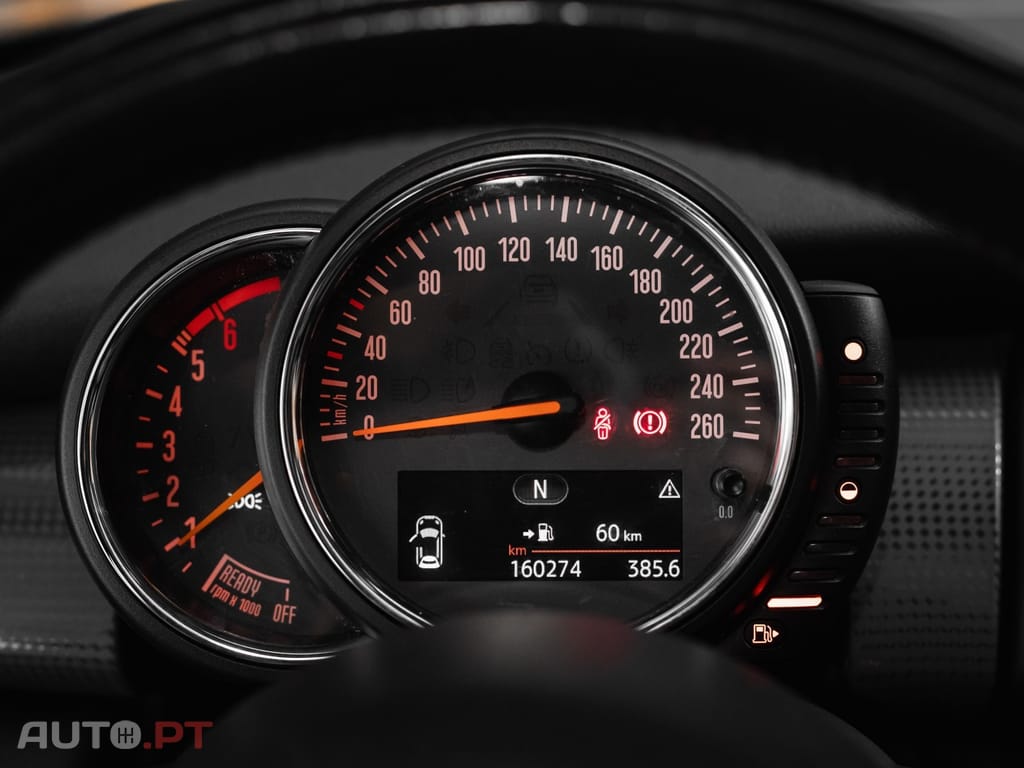 MINI Cooper Cooper D