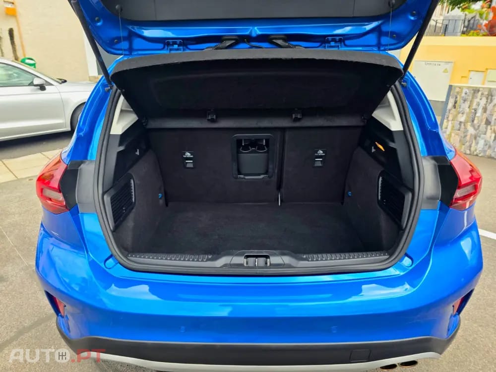 Ford Focus 1.0 EcoBoost MHEV Connected