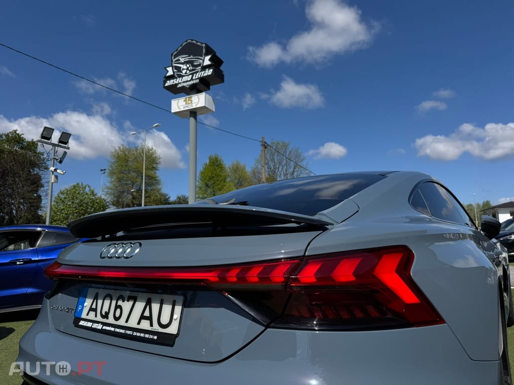 Audi E-Tron GT quattro