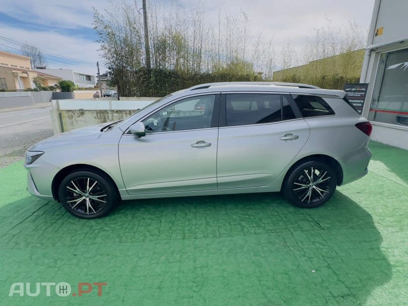 MG MG5 61 kWh Luxury