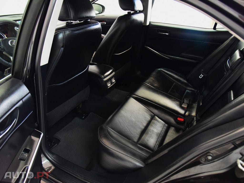 Lexus IS 300 Executive