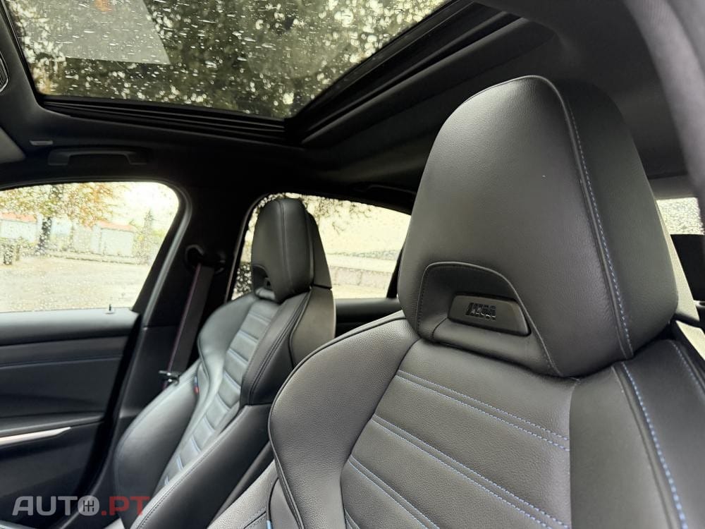 BMW 330 e Pack 50 anos M Auto