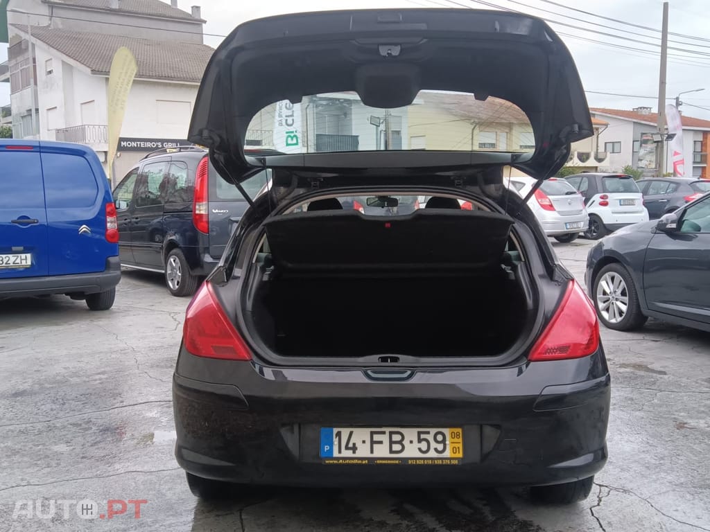 Peugeot 308 1.6 HDi Executive