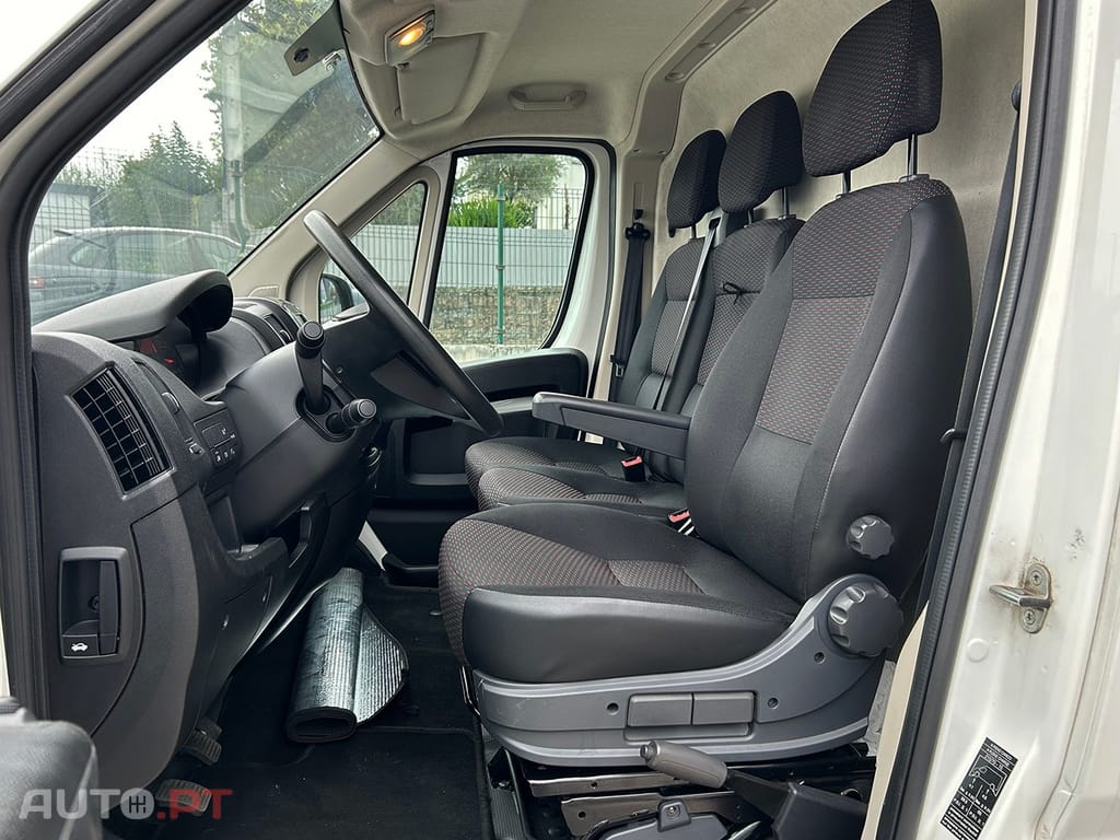Peugeot Boxer 2.2 BlueHDi 333 L2 CD