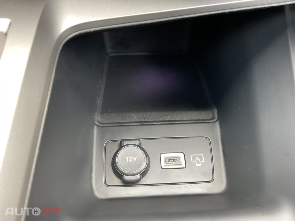 Peugeot 408 1.2 PureTech Allure EAT8