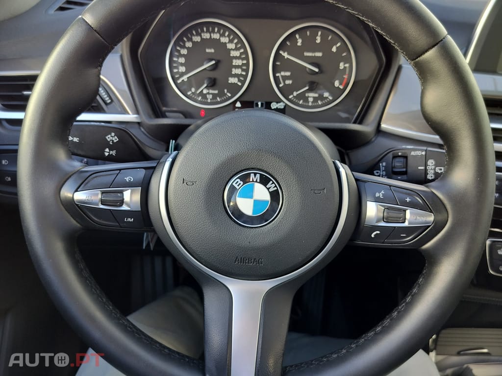 BMW X1 SDrive 16d XLine M-Pack