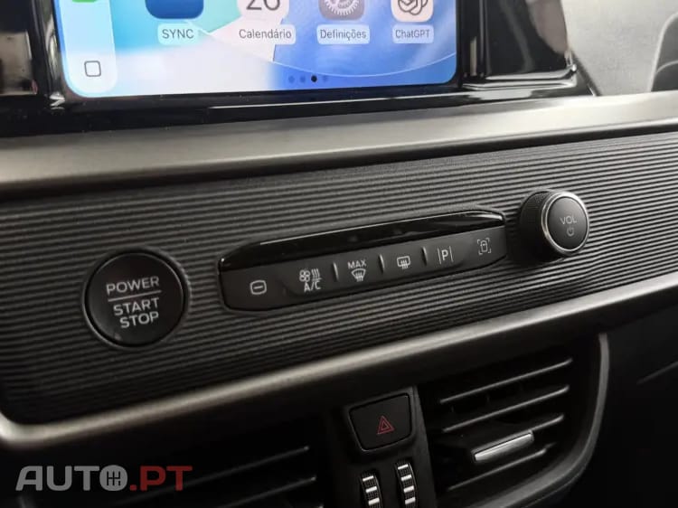 Ford Tourneo 1.0 EcoBoost Titanium