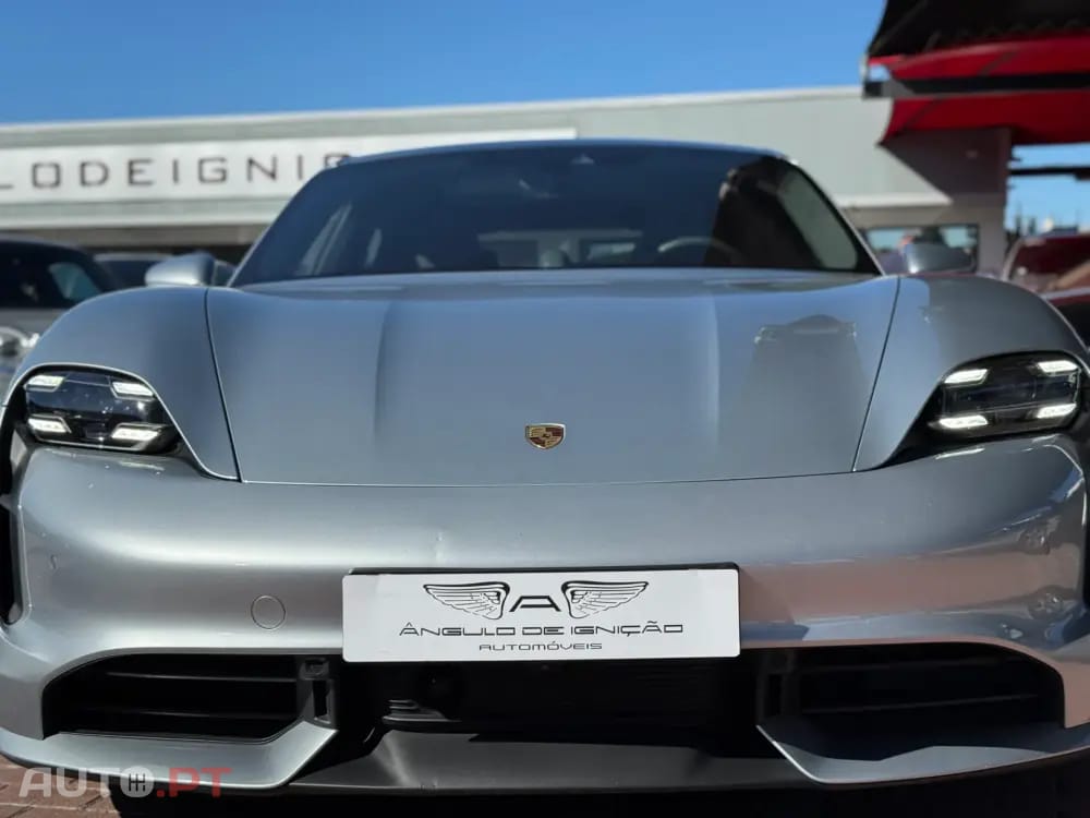 Porsche Taycan Turbo