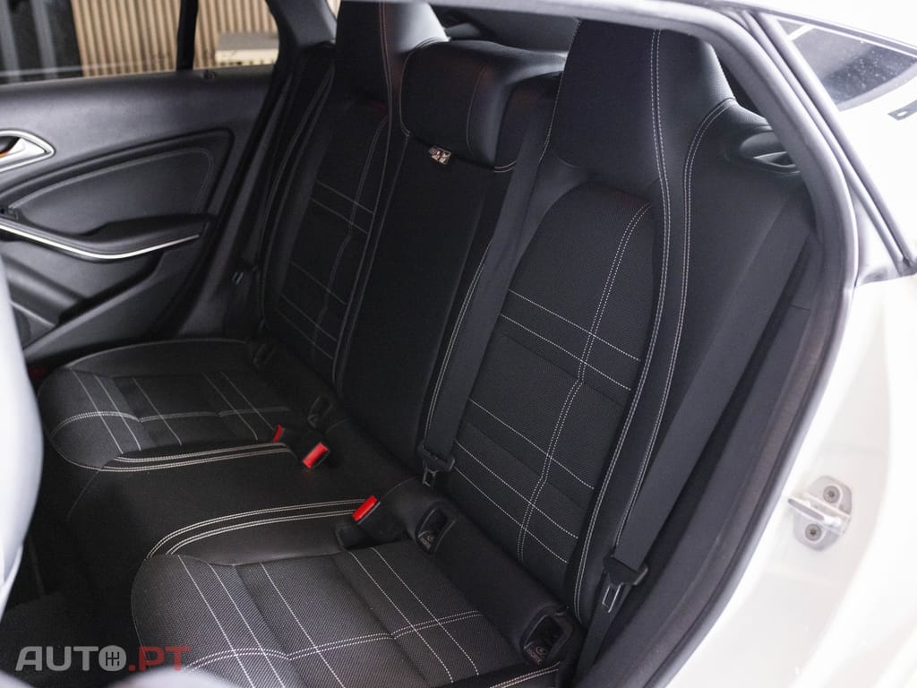 Mercedes-Benz CLA 180 Urban Style Edition