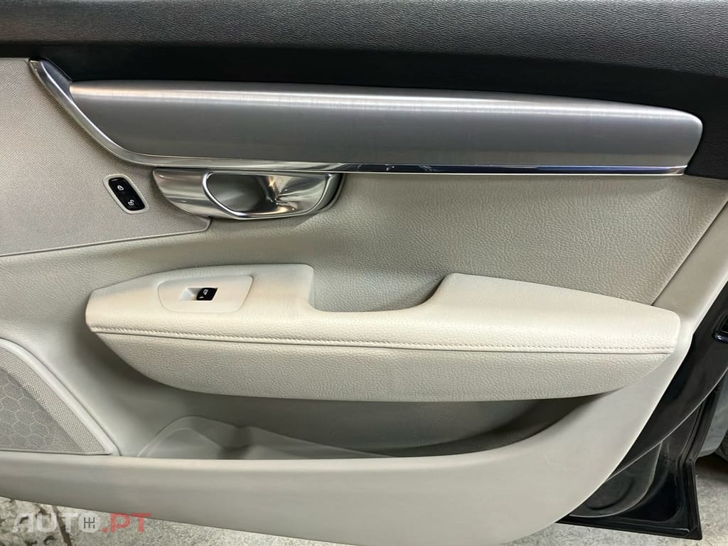 Volvo V90 2.0 D4 Momentum Plus Geartronic