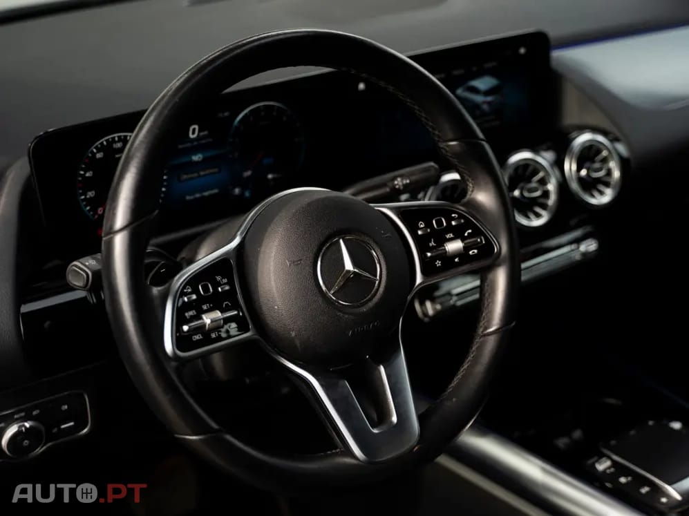 Mercedes-Benz GLA 250 e AMG Line