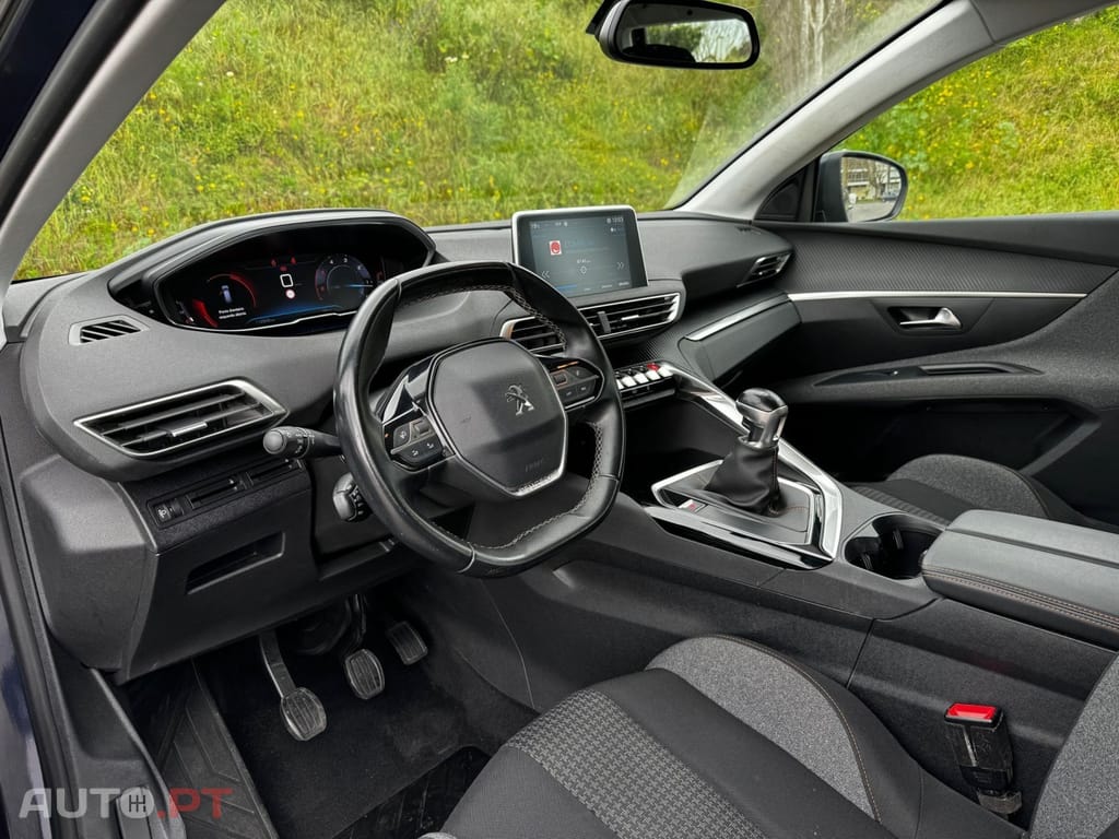 Peugeot 5008 1.5 BlueHDi Active
