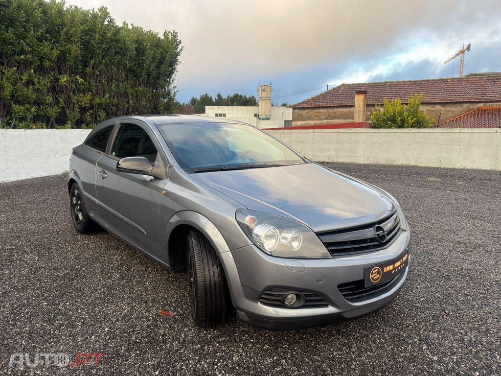 Opel Astra GTC 1.3 CDTi