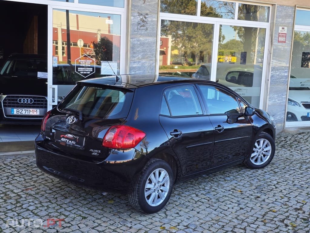 Toyota Auris 1.4 D-4D MMT Sol