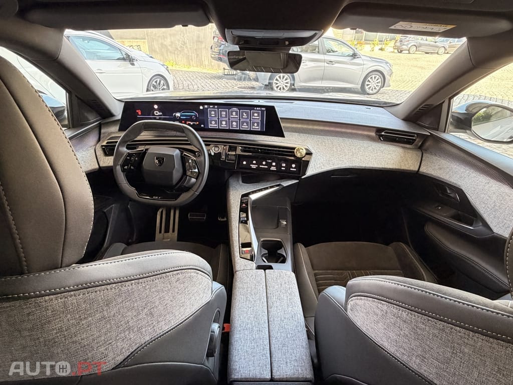 Peugeot 5008 1.2 Hybrid GT e-DCS6