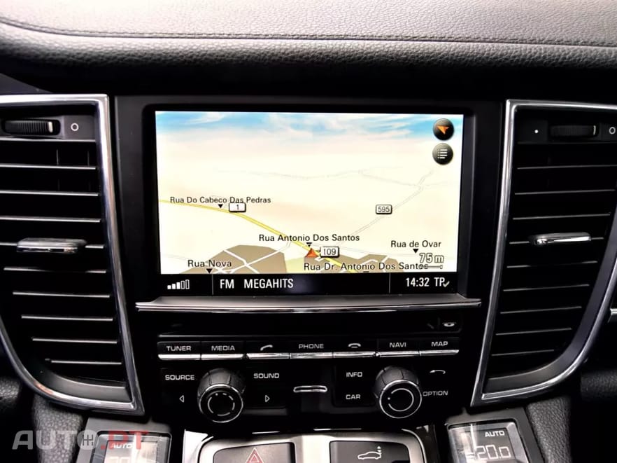 Porsche Panamera Platinum Edition