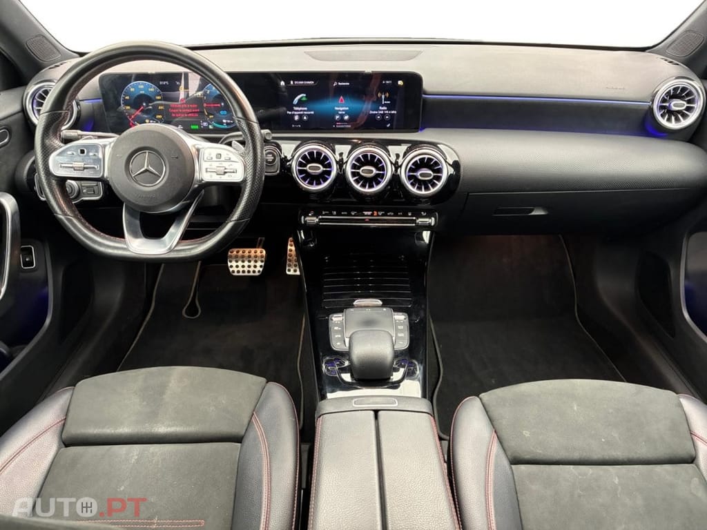 Mercedes-Benz A 250 e 8G-DCT AMG Line
