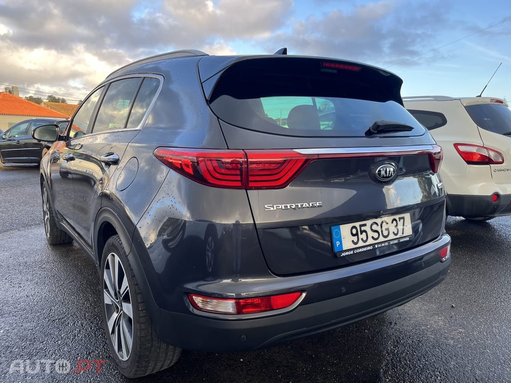 Kia Sportage 1.7 CRDi ISG TX Navi