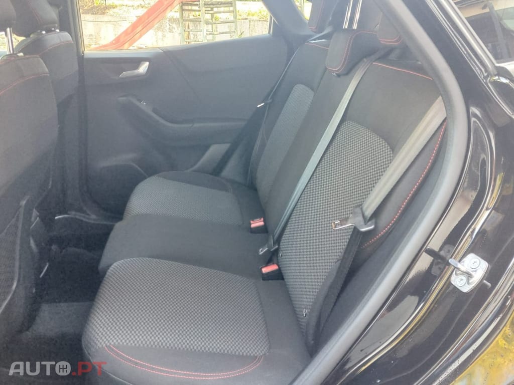 Ford Puma 1.0 EcoBoost MHEV ST-Line