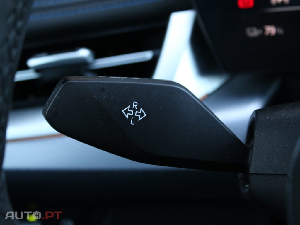 BMW iX1 xDrive30 Pack Desportivo M