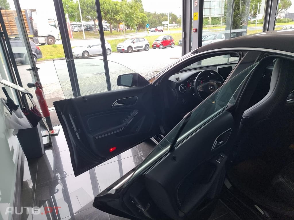 Mercedes-Benz CLA 180 d Urban Aut.