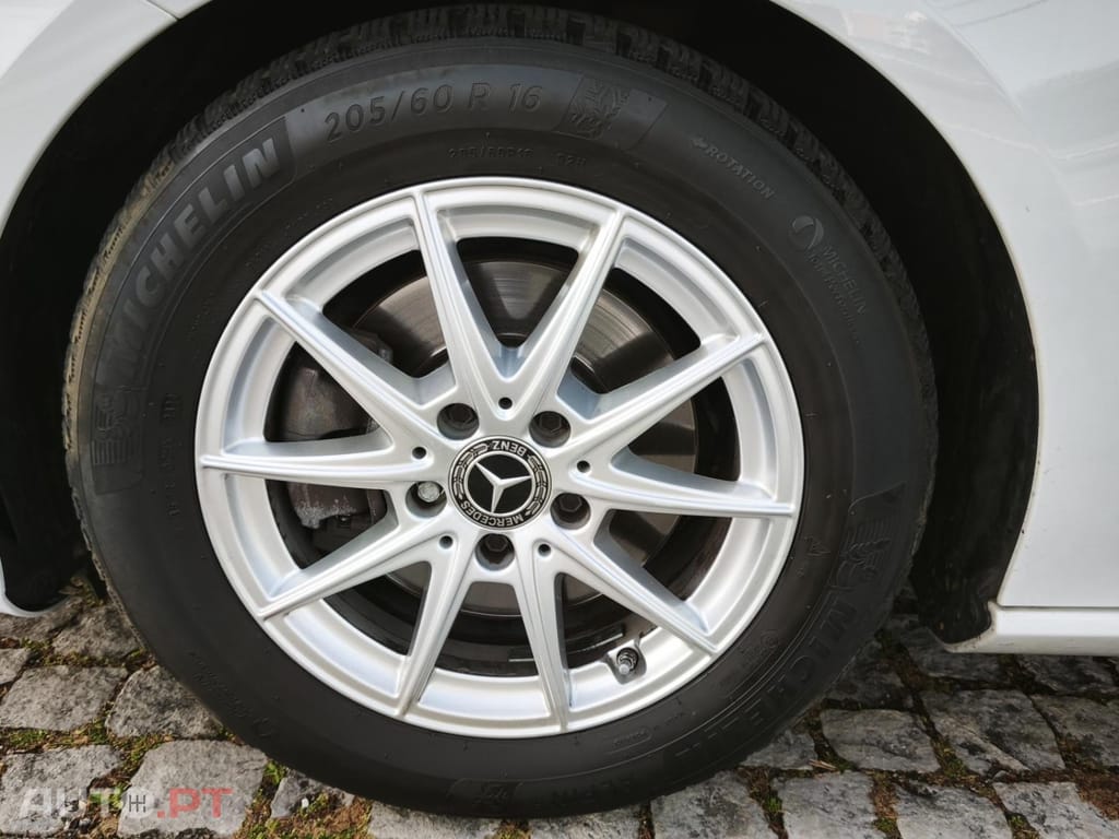 Mercedes-Benz CLA 180 d Shooting Brake Business Solutions Aut.