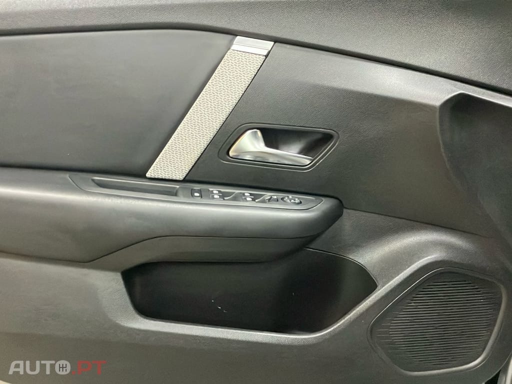 Citroen C4 1.2 PureTech Feel Pack EAT8