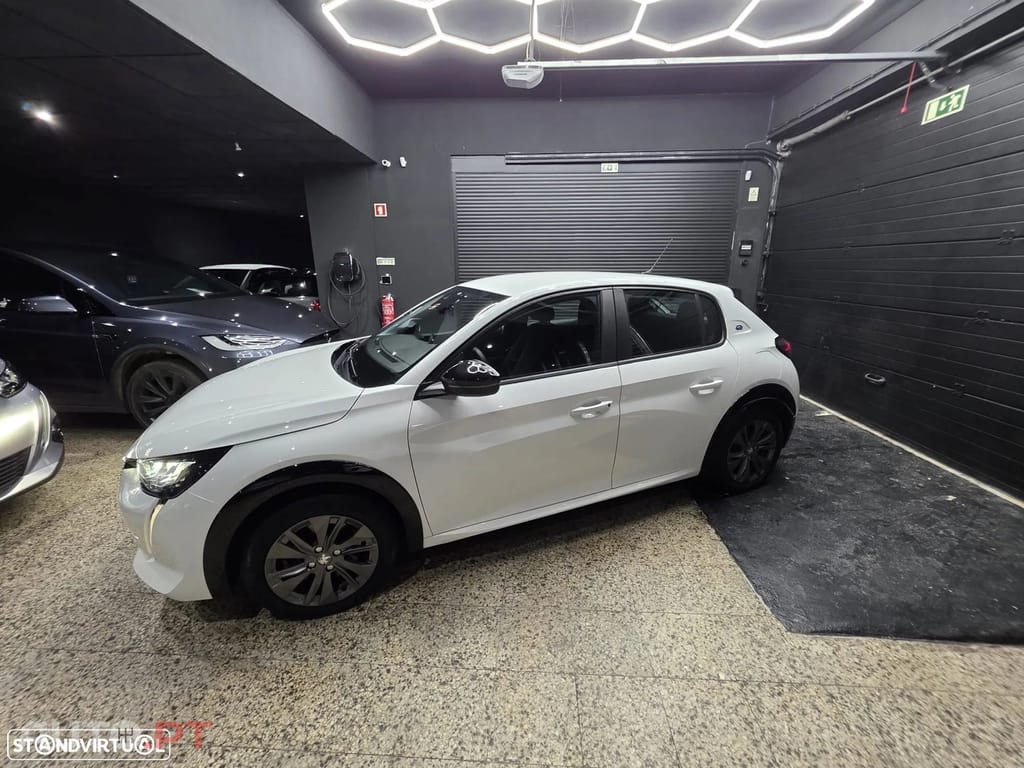 Peugeot E-208 50 kWh Active Pack