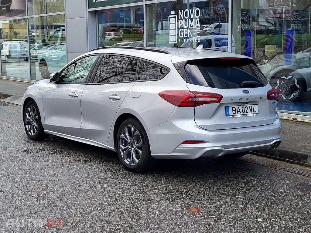 Ford Focus SW 1.0 EcoBoost MHEV ST-Line X