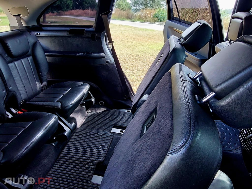 Mercedes-Benz R 320 4MATIC LONGO