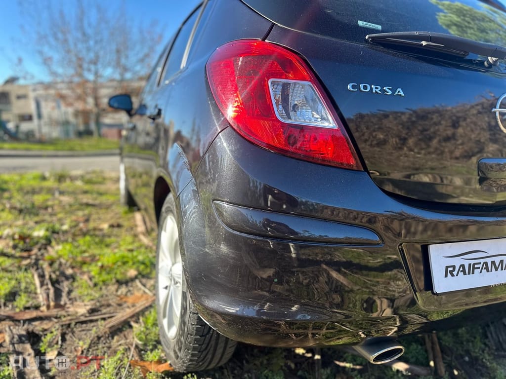 Opel Corsa 1.2 Enjoy S/S