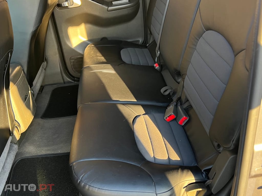 Nissan Navara 2.5 dCi CD Pilot Hi-Tech