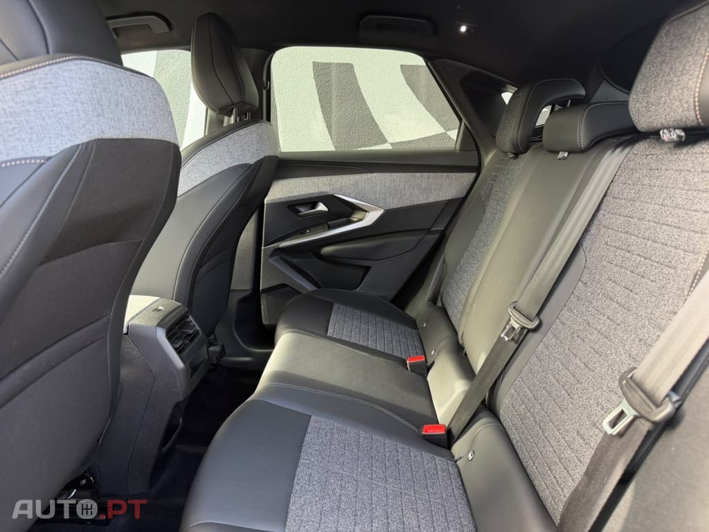 Peugeot 3008 Hybrid 145 e-DCS6 Allure