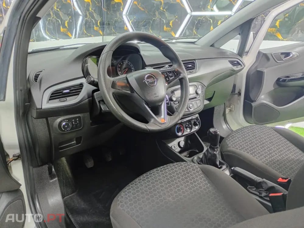 Opel Corsa Super estimada