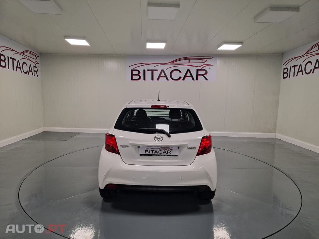 Toyota Yaris BIZZ 1.4 D-4D 90CV IVA DEDUTIVEL