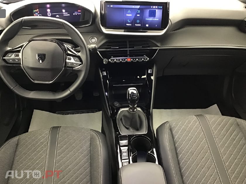 Peugeot 2008 PureTech 100 Stop&Start Allure Pack