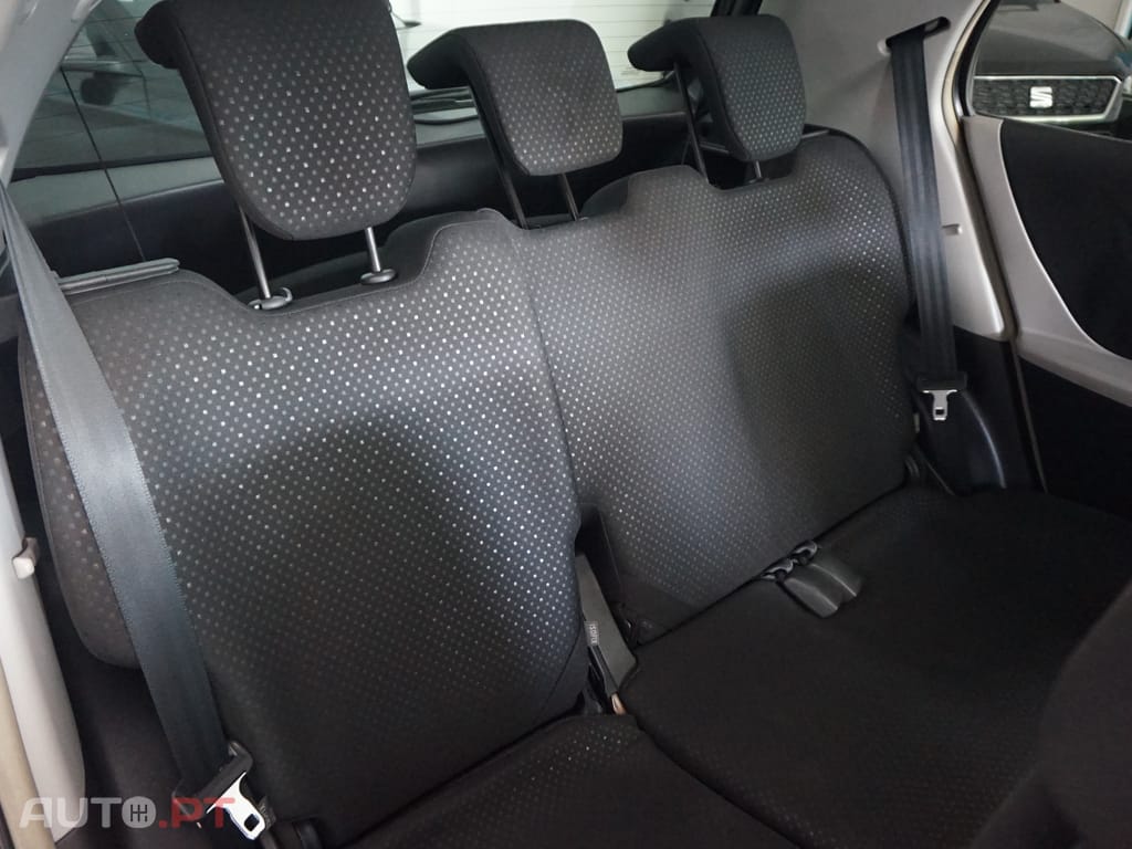 Toyota Yaris 1.0 VVT-i Confort