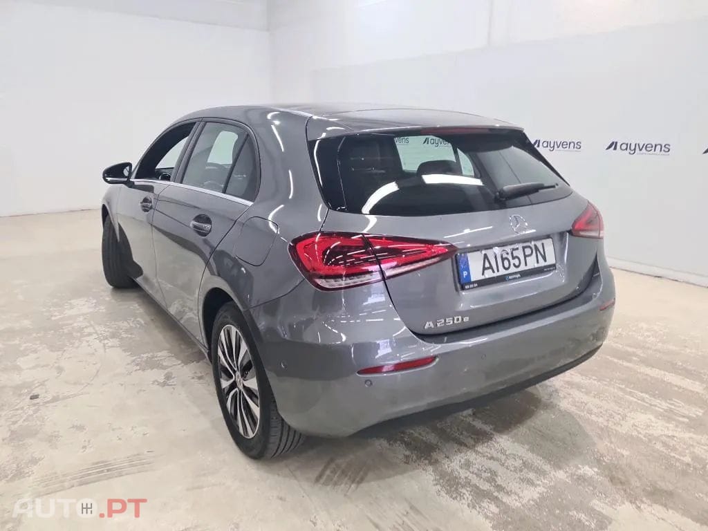 Mercedes-Benz A 250 e Style Plus