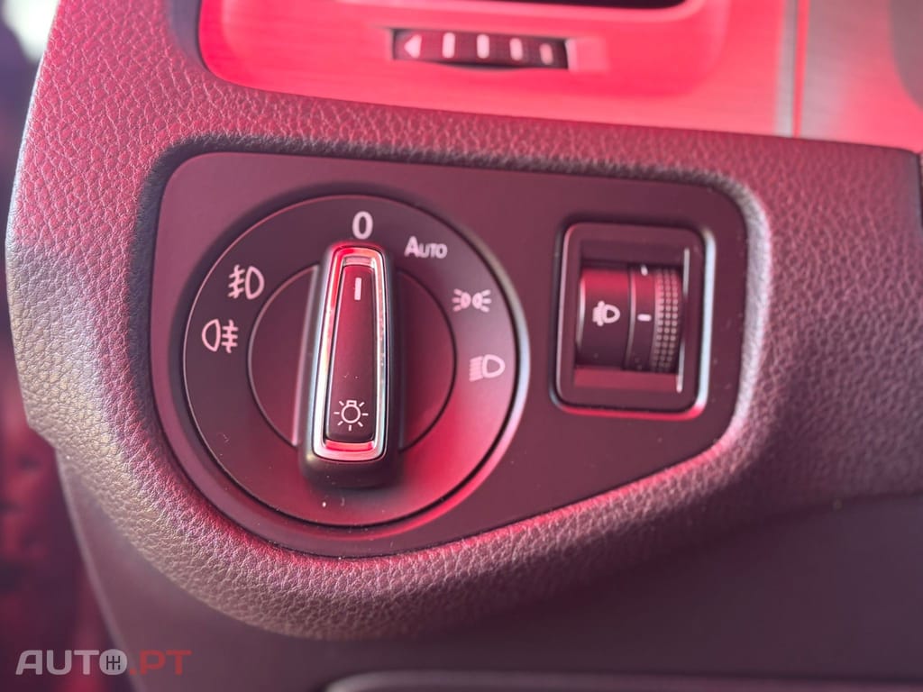 Volkswagen Golf 1.6 TDi BlueMotion Confortline