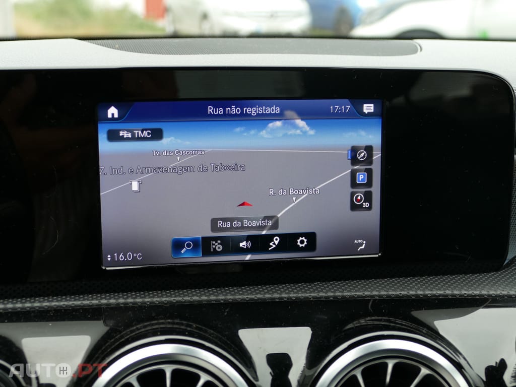 Mercedes-Benz A 250 e AMG Line
