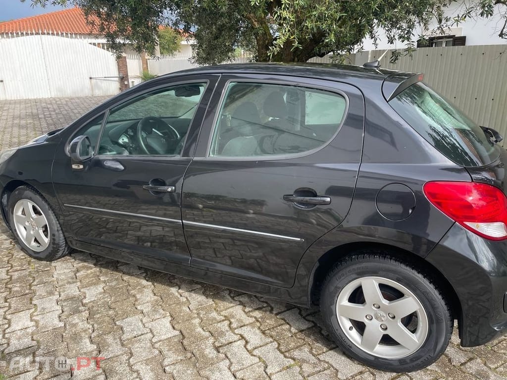 Peugeot 207 1.4 16V Active