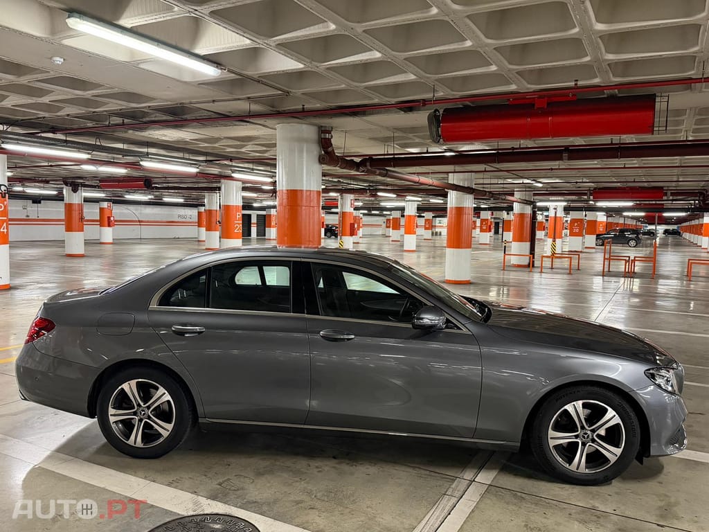 Mercedes-Benz 220 E220 Avantgard