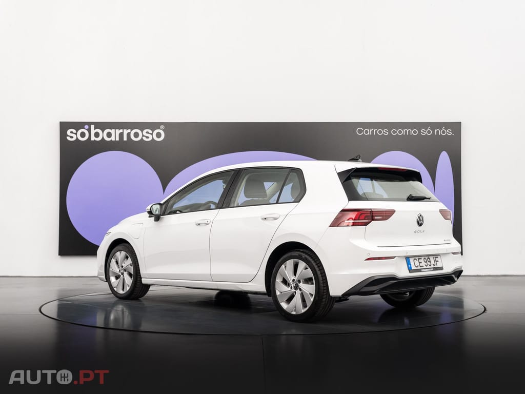 Volkswagen Golf 1.5 TSI e-Hybrid Life DSG
