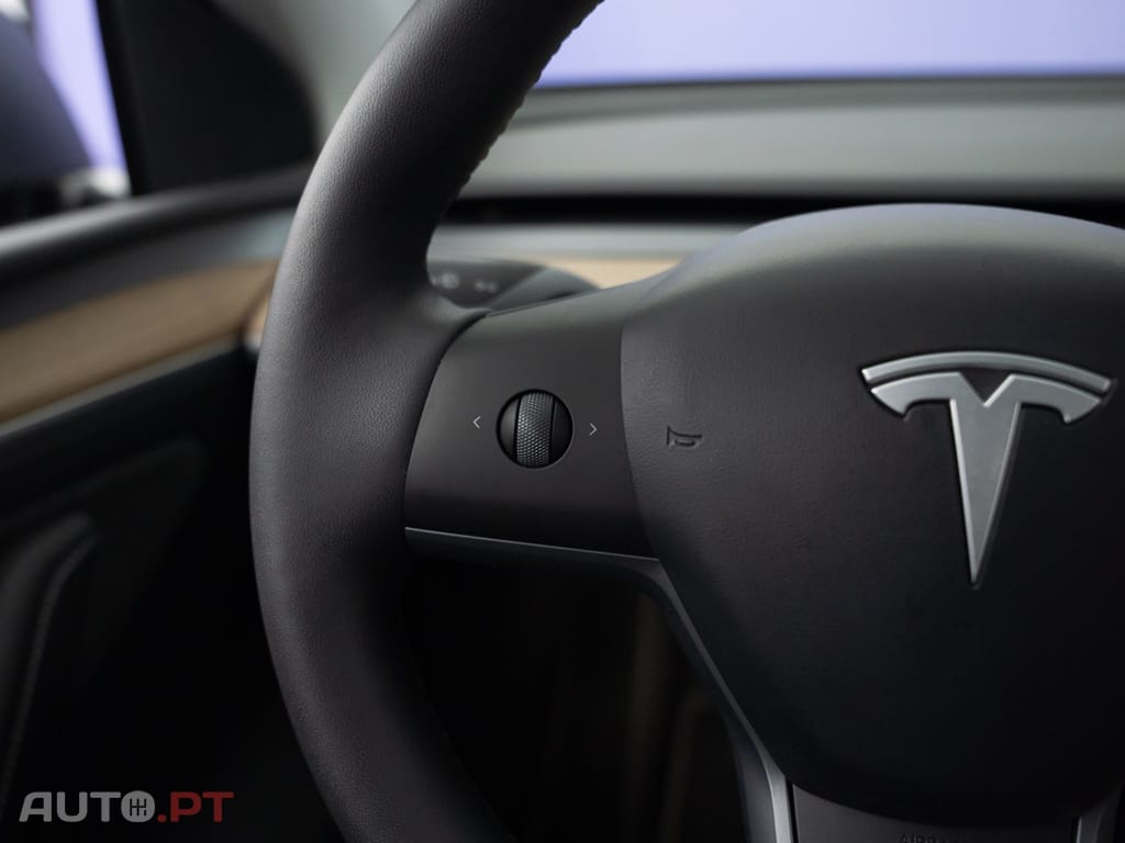 Tesla Model Y Tração Traseira