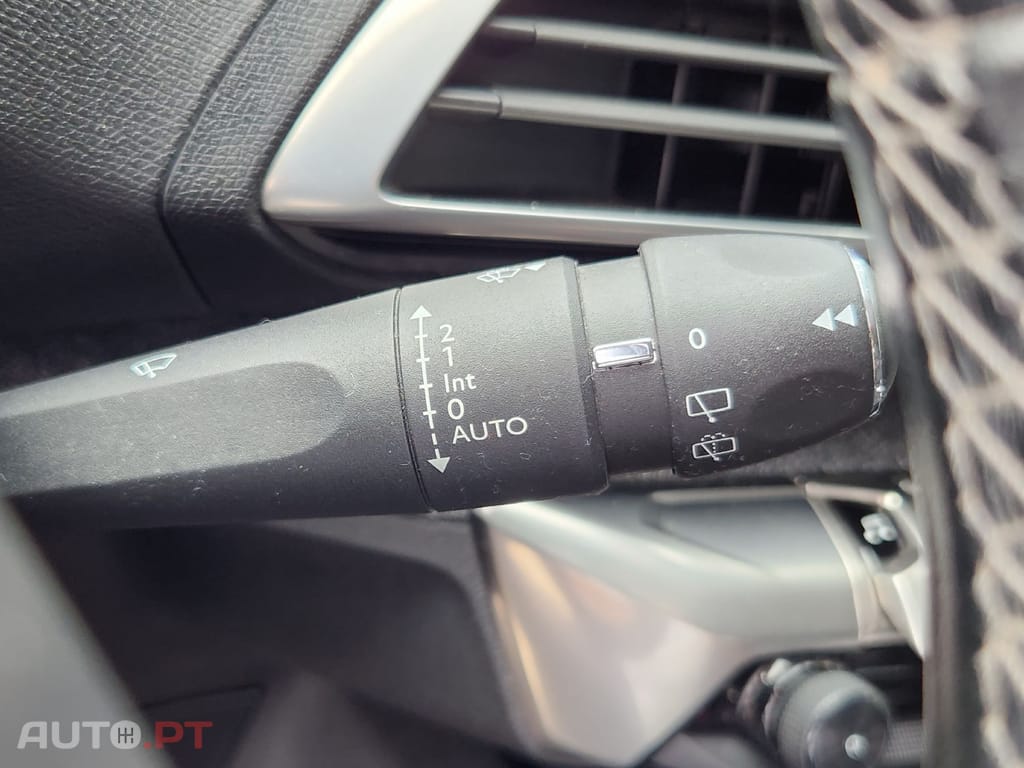 Peugeot 3008 1.6 BlueHDi Allure