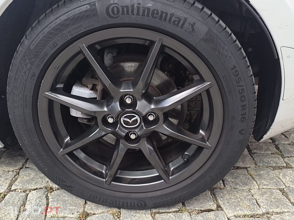 Mazda MX-5 1.5 Sky-G Excellence Navi