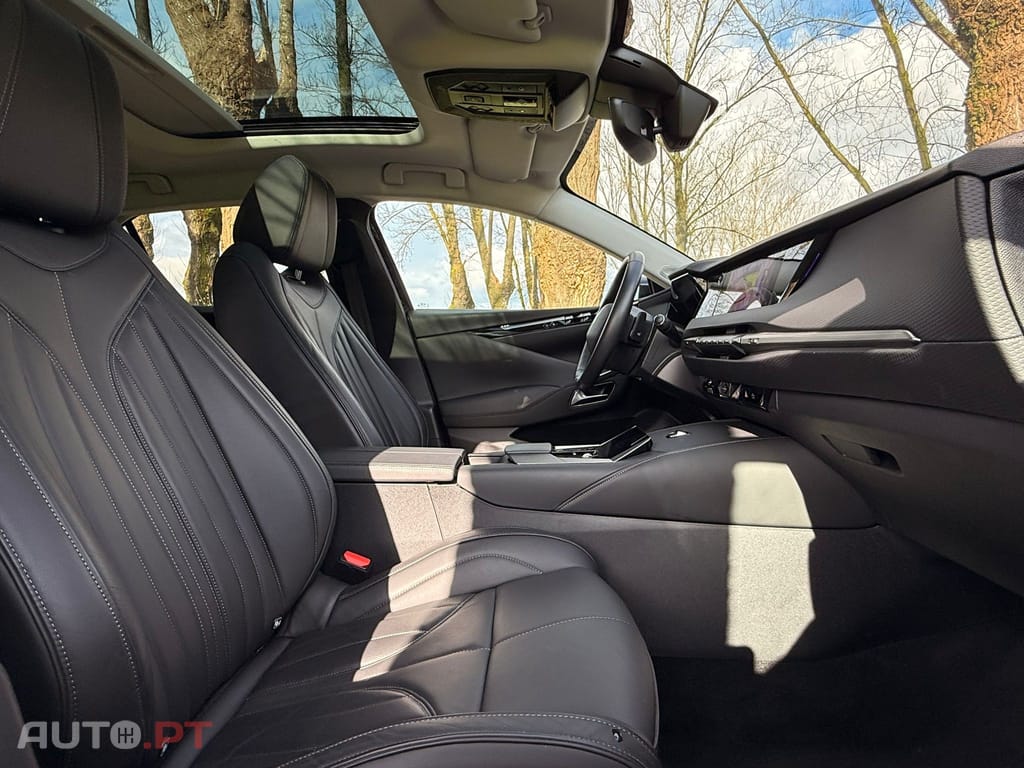 DS DS4 E-Tense Rivoli Cross EAT8